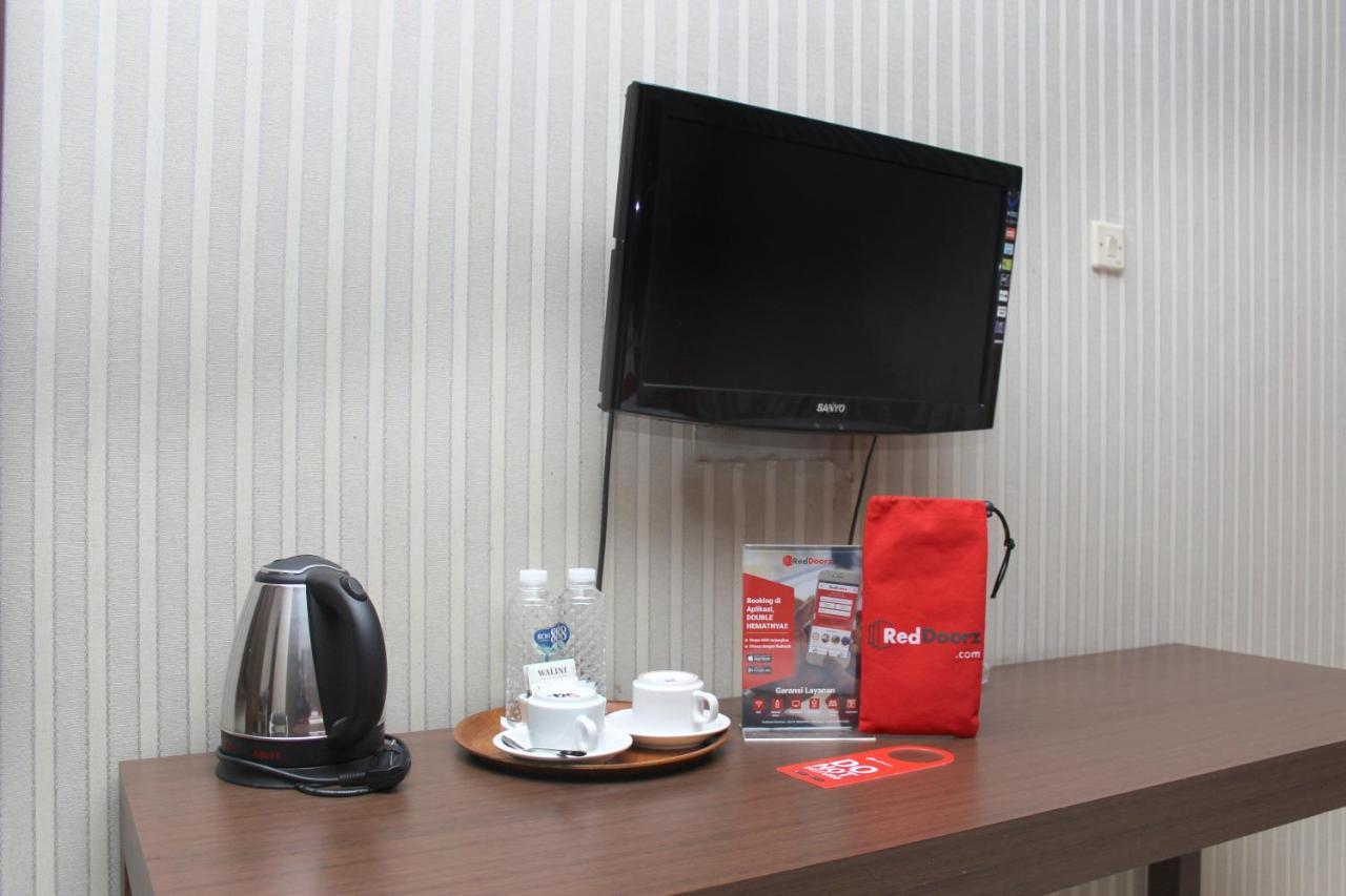 Reddoorz @ Surapati Hotel Bandung Exterior photo